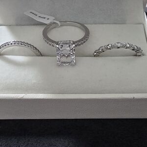 3pc 3.5 Carat Ring with Round & Marquise Accents Bands